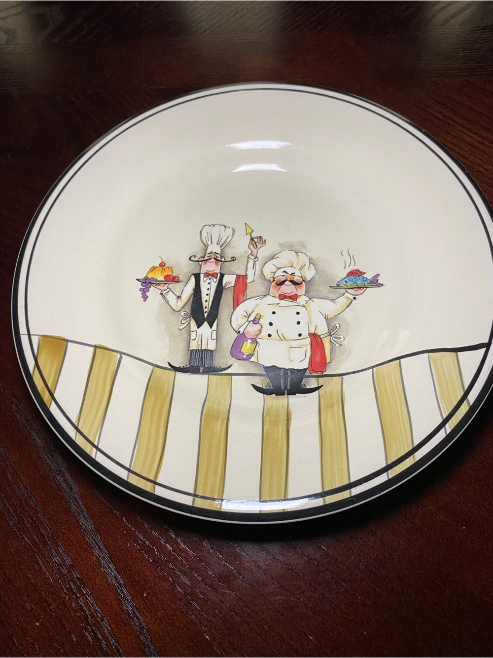 HD Designs La Chef fun decorative plate. Chef Motif Ceramic round 11 inch plate
